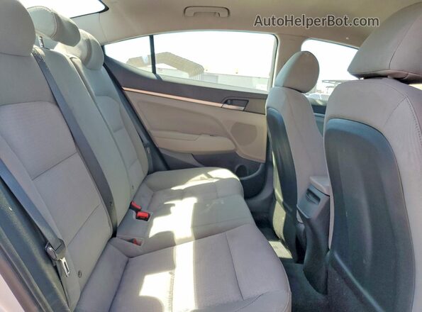 5NPD74LF3HH098024 2017 HYUNDAI ELANTRA Silver Widok tylnych siedzeń