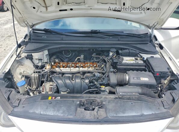 5NPD74LF3HH194459 2017 HYUNDAI ELANTRA Белый Вид задней части салона