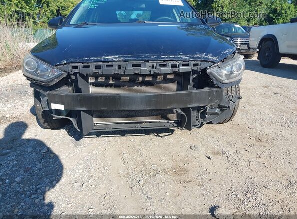 5NPD74LF3JH340333 2018 HYUNDAI ELANTRA Black Widok z przodu