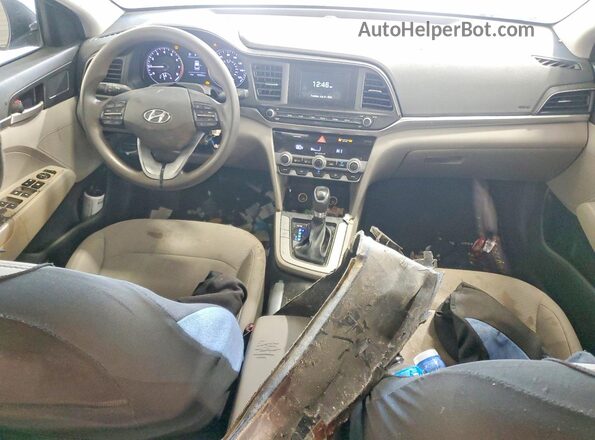 5NPD74LF3LH508152 2020 HYUNDAI ELANTRA Черный Вид панели приборов