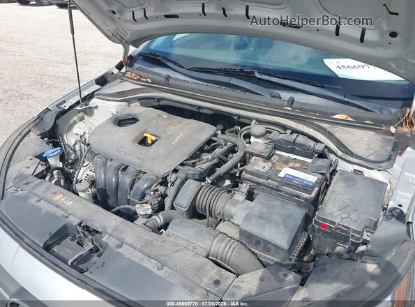 5NPD74LF3LH608879 2020 HYUNDAI ELANTRA Серебряный Вид сзади
