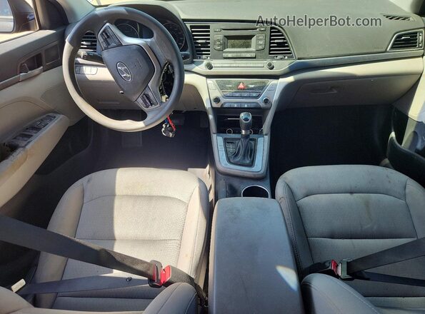 5NPD74LF4HH144234 2017 HYUNDAI ELANTRA Черный Вид панели приборов