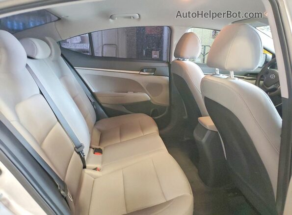 5NPD74LF4JH291921 2018 HYUNDAI ELANTRA Silver Вид задніх сидінь