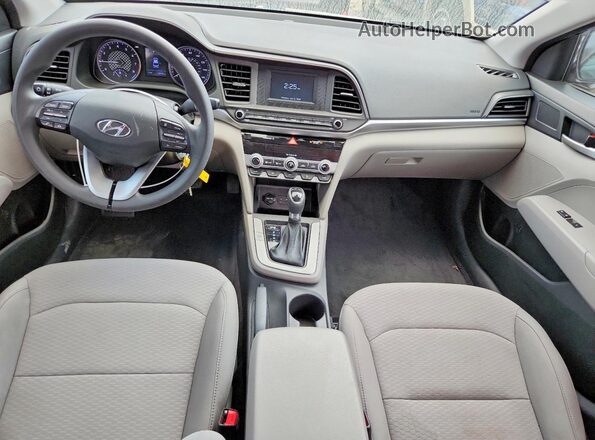 5NPD74LF4LH557490 2020 HYUNDAI ELANTRA Черный Вид панели приборов