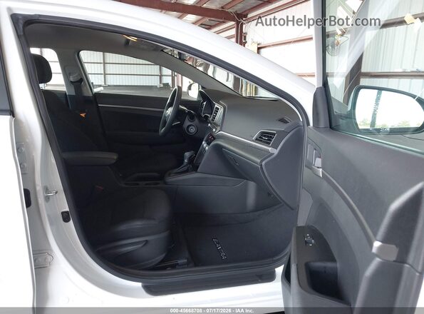 5NPD74LF4LH610821 2020 HYUNDAI ELANTRA White Front interior view