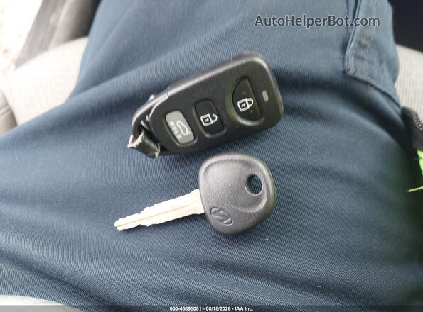 5NPD74LF5HH176383 2017 HYUNDAI ELANTRA Dark Blue Вид панели приборов