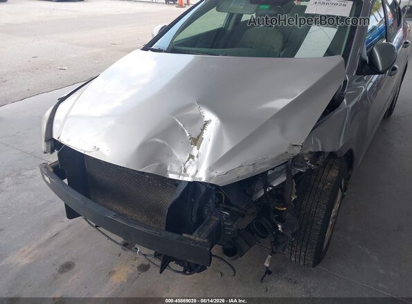 5NPD74LF5HH205297 2017 HYUNDAI ELANTRA Silver Front view