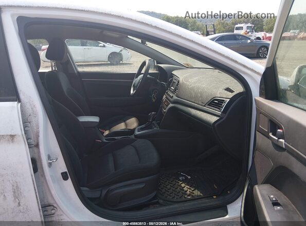 5NPD74LF5JH249953 2018 HYUNDAI ELANTRA White Вид салону спереду
