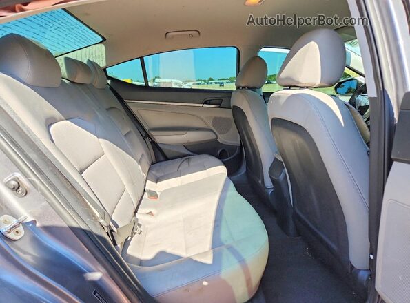 5NPD74LF5JH275629 2018 HYUNDAI ELANTRA Gray Vista de los asientos traseros