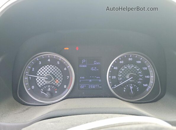 5NPD74LF5KH424641 2019 HYUNDAI ELANTRA White ხელსაწყოთა პანელის ხედი