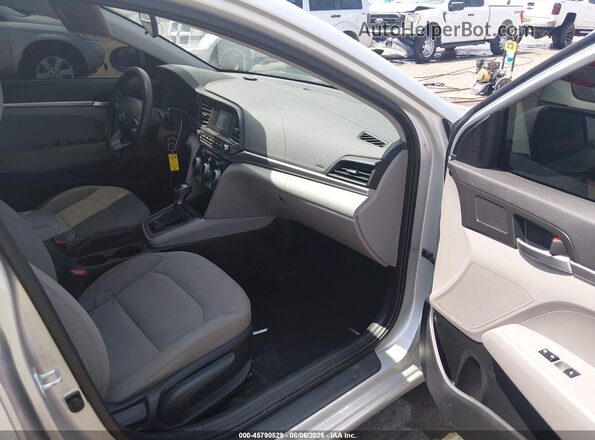 5NPD74LF5KH488856 2019 HYUNDAI ELANTRA Silver წინა სალონის ხედი