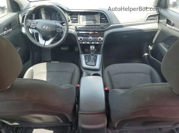 5NPD74LF5LH499664 2020 HYUNDAI ELANTRA Белый Вид панели приборов