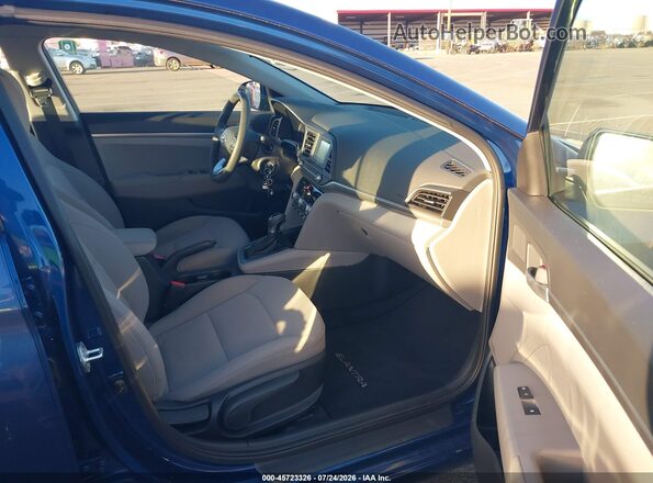 5NPD74LF5LH613663 2020 HYUNDAI ELANTRA Blue Вид салону спереду