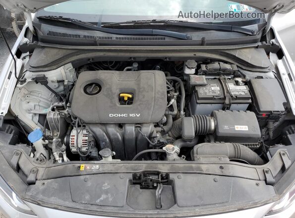 5NPD74LF6HH049643 2017 HYUNDAI ELANTRA Silver Vista interior trasera