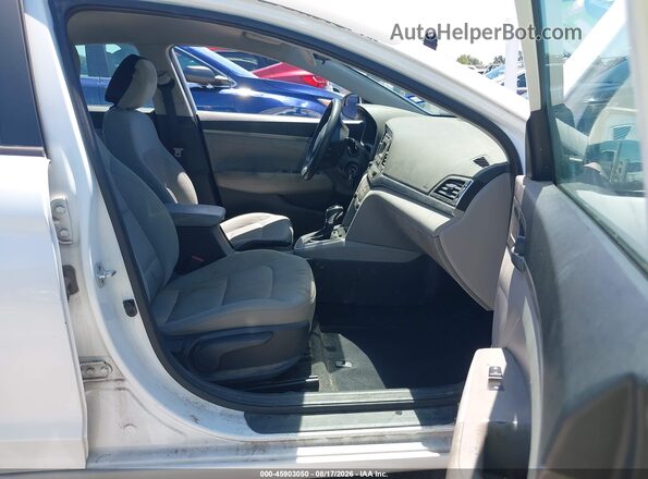 5NPD74LF6HH076714 2017 HYUNDAI ELANTRA White Widok wnętrza z przodu