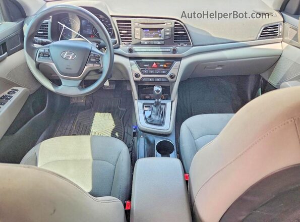 5NPD74LF6HH172794 2017 HYUNDAI ELANTRA Silver Vista del salpicadero