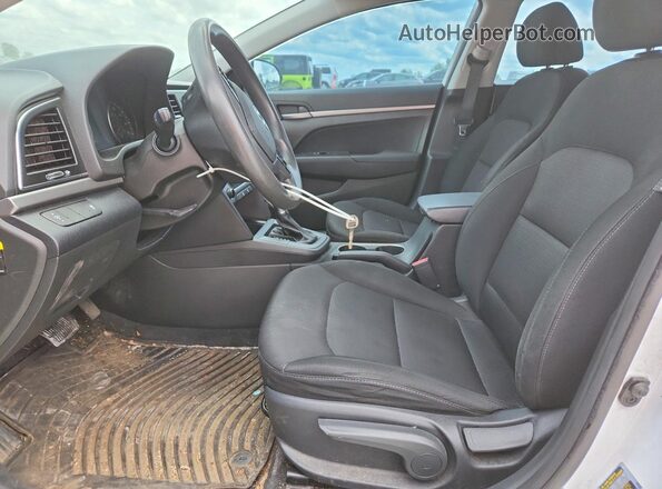 5NPD74LF6JH347020 2018 HYUNDAI ELANTRA White წინა სალონის ხედი