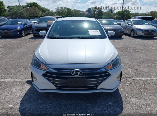 5NPD74LF6KH481429 2019 HYUNDAI ELANTRA White ხელსაწყოთა პანელის ხედი
