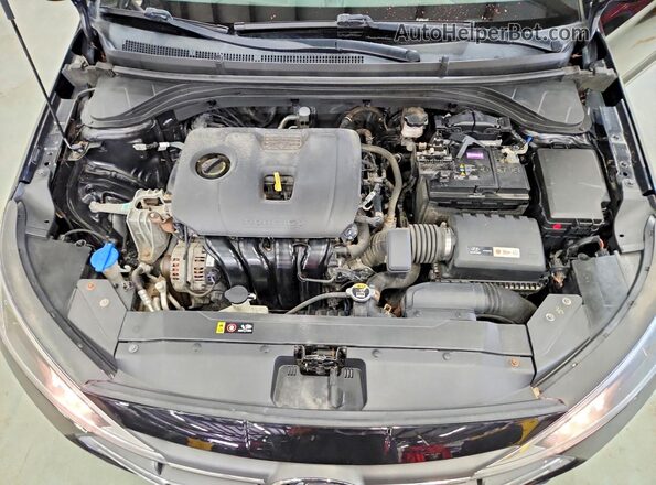 5NPD74LF6KH496769 2019 HYUNDAI ELANTRA Black ძრავის განყოფილების ხედი