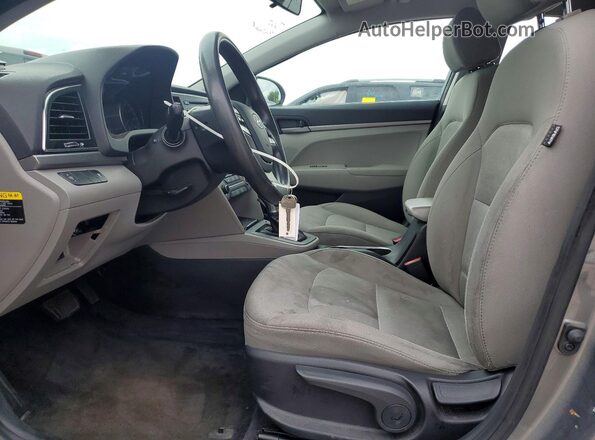 5NPD74LF7JH275163 2018 HYUNDAI ELANTRA Gray Widok wnętrza z przodu