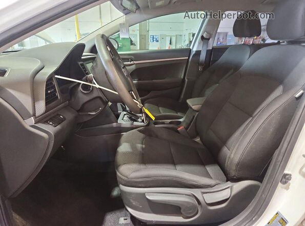 5NPD74LF7KH448097 2019 HYUNDAI ELANTRA White წინა სალონის ხედი