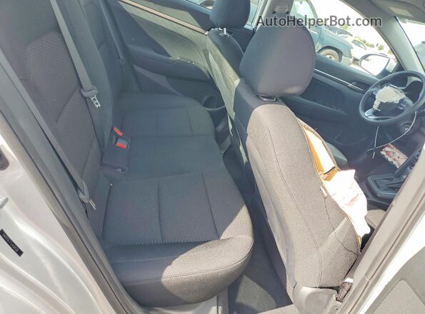 5NPD74LF7LH528338 2020 HYUNDAI ELANTRA Silver Rear seats view