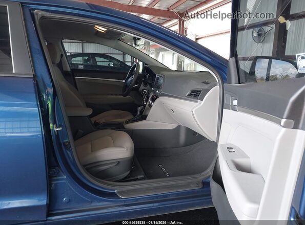 5NPD74LF7LH610442 2020 HYUNDAI ELANTRA Blue Вид салону спереду