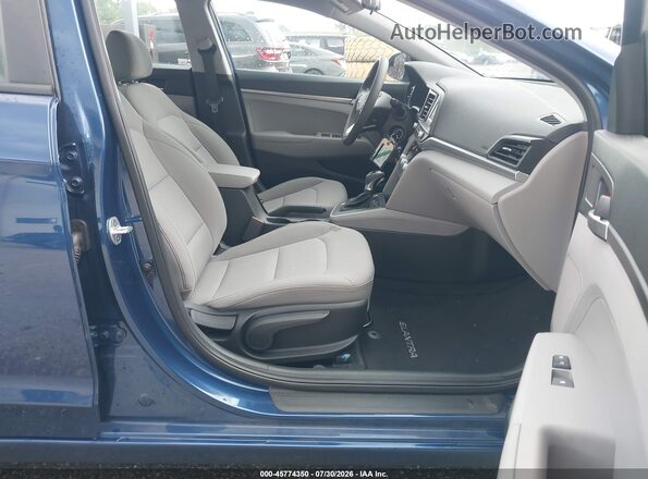 5NPD74LF7LH616113 2020 HYUNDAI ELANTRA Blue Front interior view