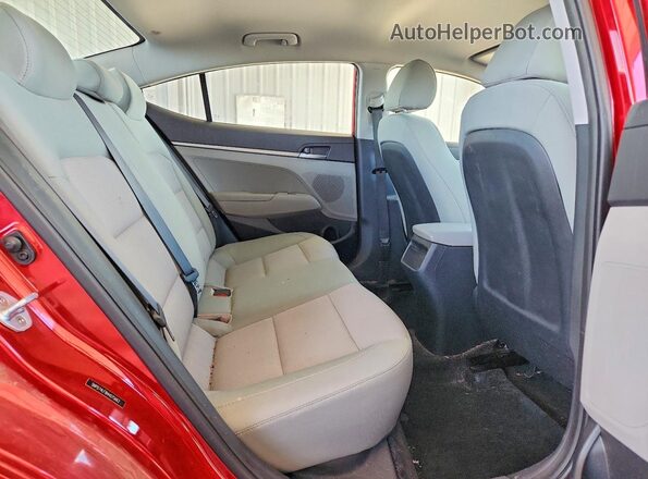 5NPD74LF8HH075662 2017 HYUNDAI ELANTRA Red Widok tylnych siedzeń