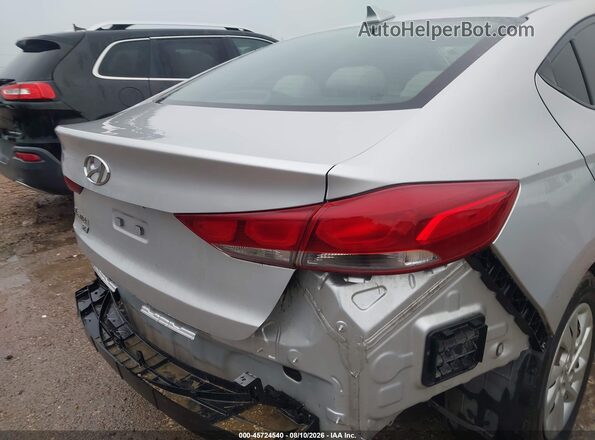 5NPD74LF8HH140039 2017 HYUNDAI ELANTRA Silver Widok wnętrza z tyłu