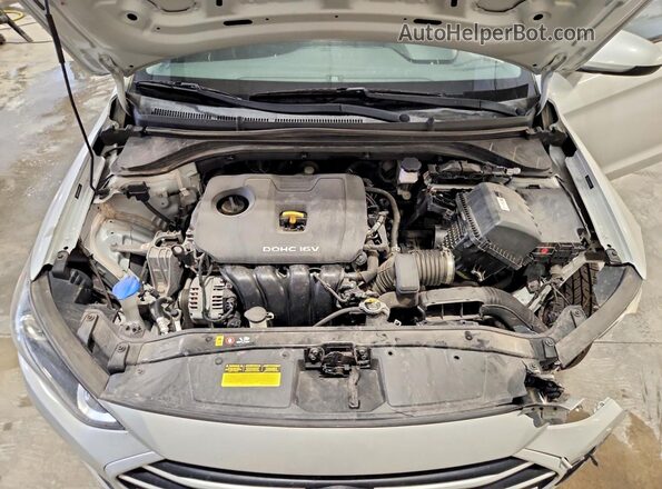5NPD74LF8JH299245 2018 HYUNDAI ELANTRA Silver Rear interior view