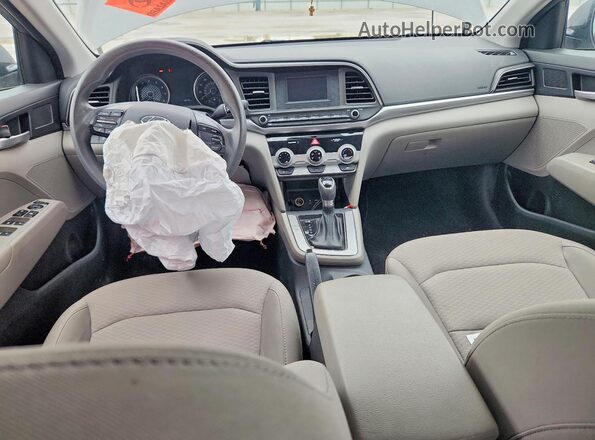 5NPD74LF8KH483022 2019 HYUNDAI ELANTRA Серый Вид панели приборов