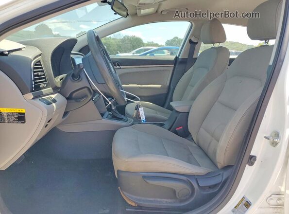 5NPD74LF9HH186155 2017 HYUNDAI ELANTRA White Widok wnętrza z przodu