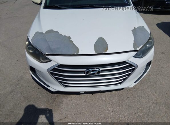 5NPD74LF9HH197592 2017 HYUNDAI ELANTRA Белый Вид спереди