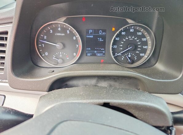 5NPD74LF9JH276640 2018 HYUNDAI ELANTRA Silver ხელსაწყოთა პანელის ხედი