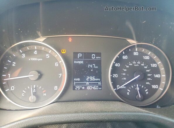 5NPD74LF9JH388015 2018 HYUNDAI ELANTRA Black Սարքավորումների վահանակի տեսք