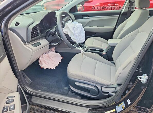 5NPD74LF9KH437800 2019 HYUNDAI ELANTRA Black Вид салону спереду