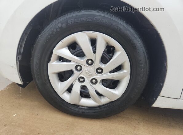 5NPD74LFXHH196662 2017 HYUNDAI ELANTRA White 