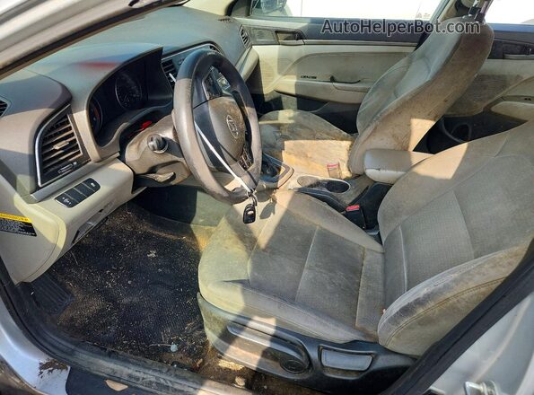 5NPD74LFXHH199304 2017 HYUNDAI ELANTRA Silver Front interior view