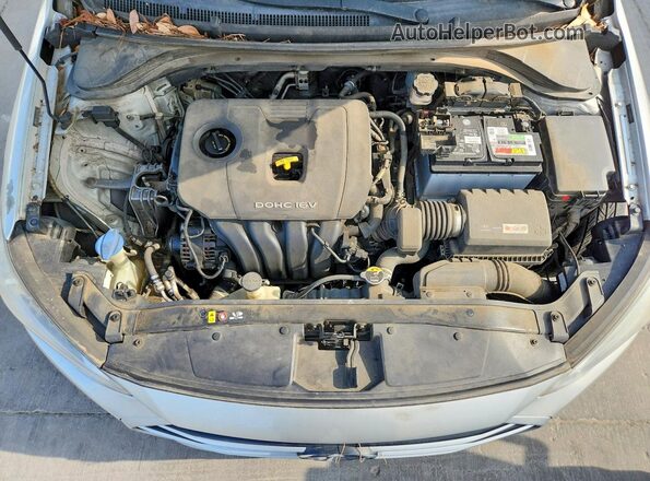 5NPD74LFXHH199304 2017 HYUNDAI ELANTRA Silver Rear interior view