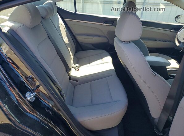 5NPD74LFXJH386970 2018 HYUNDAI ELANTRA Black Հետևի նստատեղերի տեսք