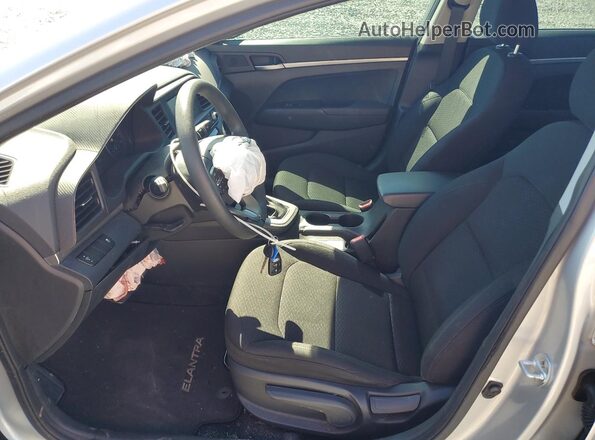 5NPD74LFXKH440558 2019 HYUNDAI ELANTRA Silver წინა სალონის ხედი