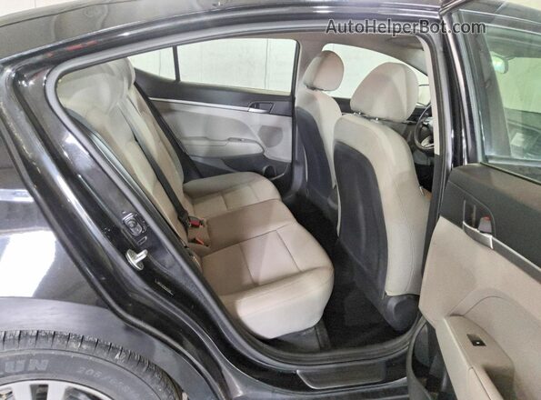 5NPD74LFXKH441290 2019 HYUNDAI ELANTRA Black Widok tylnych siedzeń