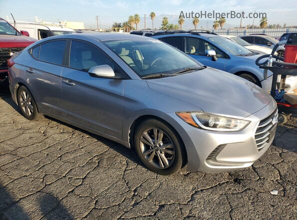 5NPD84LF0HH016327 2017 HYUNDAI ELANTRA Серебряный Вид задней части салона