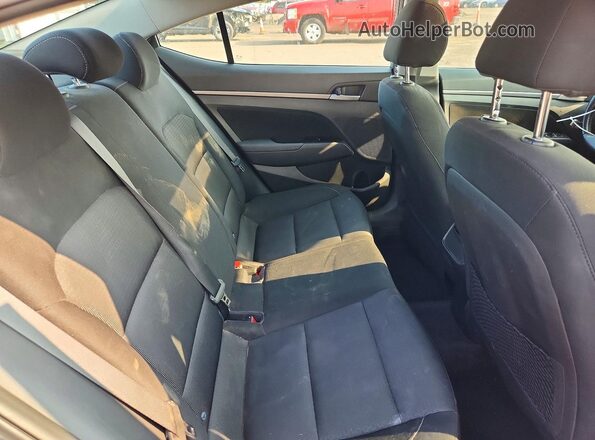 5NPD84LF0HH132479 2017 HYUNDAI ELANTRA Silver Вид задніх сидінь