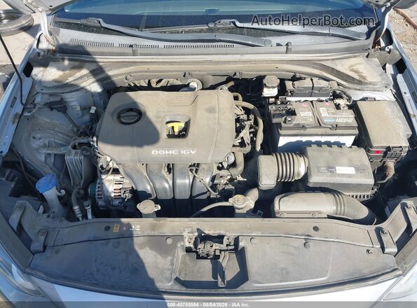 5NPD84LF0HH180922 2017 HYUNDAI ELANTRA Серебряный Вид сзади
