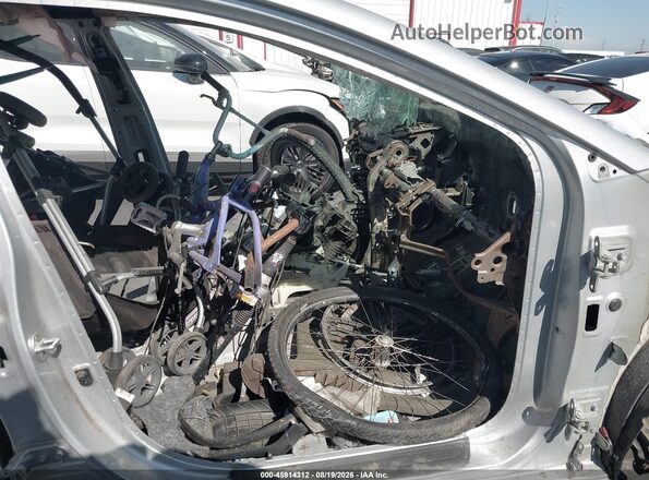 5NPD84LF0JH220261 2018 HYUNDAI ELANTRA Silver Vista interior delantera