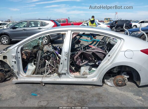5NPD84LF0JH220261 2018 HYUNDAI ELANTRA Silver Vista interior trasera