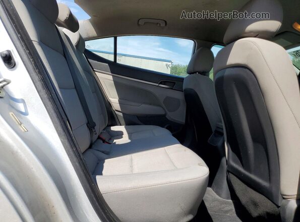 5NPD84LF0JH237187 2018 HYUNDAI ELANTRA Silver Widok tylnych siedzeń