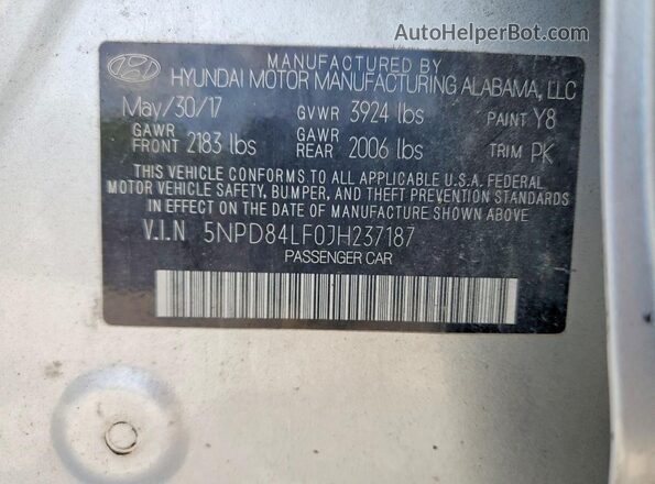 5NPD84LF0JH237187 2018 HYUNDAI ELANTRA Silver Widok komory silnika